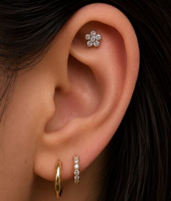 Titanium CZ Flower Labret